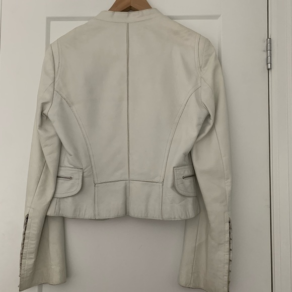 Sexy cropped white leather jacket - Picture 2 of 9